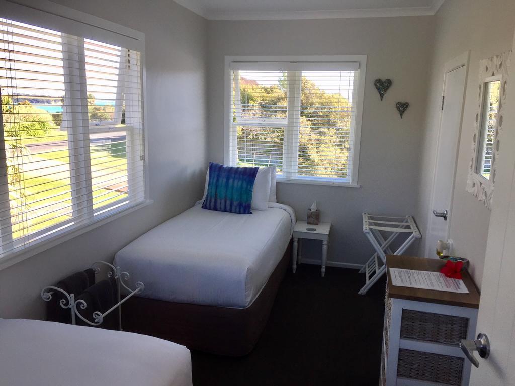 Kiwi House Waiheke Hotel Oneroa Exterior photo